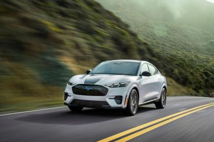 Η ανανεωμένη Ford Mustang Mach-E αποκτά έκδοση GT California Special