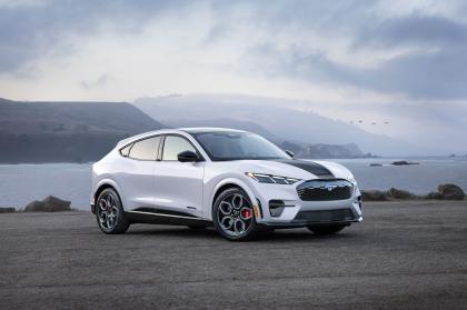 Η ανανεωμένη Ford Mustang Mach-E αποκτά έκδοση GT California Special