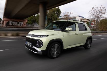 Οδηγούμε στην Ελλάδα το νέο Hyundai Inster