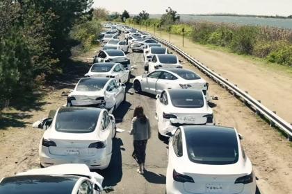 Σε… θρίλερ έχει «μετατραπεί» η αυτόνομη οδήγηση της Tesla
