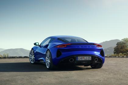 Lotus Emira: Ανανεώσεις για τις V6 και Turbo, στην κορυφή η νέα Turbo SE