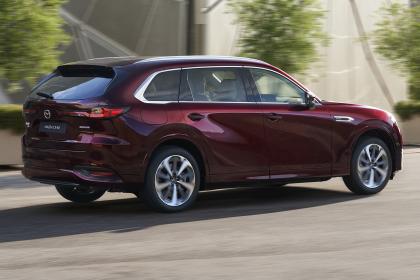 Έρχεται το νέο Mazda CX-80