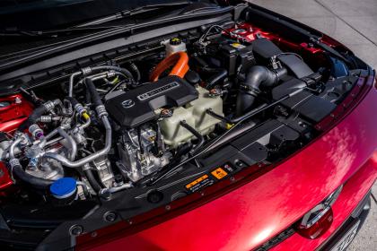 Πόσο κοστίζει στην Ελλάδα το νέο Mazda MX-30 R-EV;