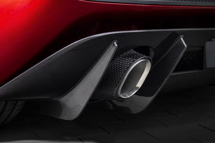Το πρώτο supercar της McLaren με χειροκίνητο κιβώτιο ταχυτήτων μετά από 34 χρόνια