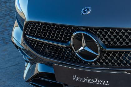 Νέα επετειακή τιμή για την Mercedes-Benz A200 με όφελος σχεδόν 3.000 ευρώ