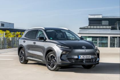 MG S5 EV στην Ελλάδα: από 26.950€, με τρεις εκδόσεις και έως 480km αυτονομία 