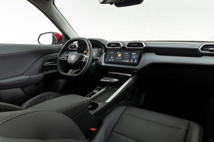 MG ZS Max: Το πολυτάλαντο C-SUV με τιμή κάτω από 20.000 ευρώ