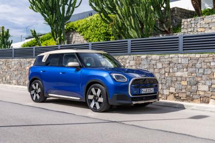 Όλα τα ηλεκτρικά μοντέλα της MINI ωφελούνται από το MINI Electric Bonus