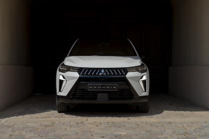 H Mitsubishi παρουσίασε το νέο Grandis