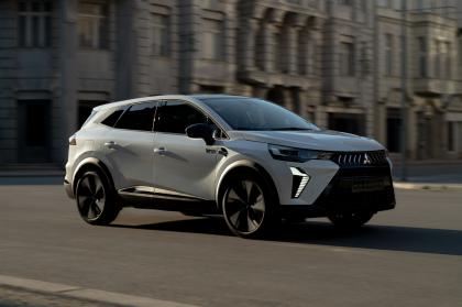 H Mitsubishi παρουσίασε το νέο Grandis