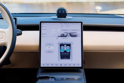 Η ΝΙΟ επίσημα στην Ελλάδα. Ποια μοντέλα φέρνει πρώτα (+τιμές)