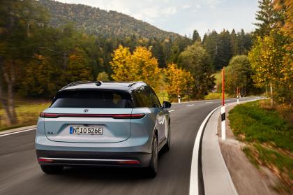 Η ΝΙΟ επίσημα στην Ελλάδα. Ποια μοντέλα φέρνει πρώτα (+τιμές)