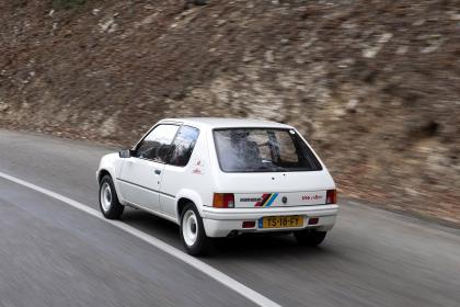 Το Peugeot 205 κλείνει τα 40