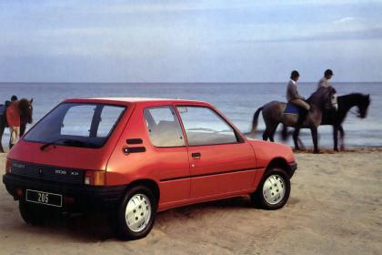 Το Peugeot 205 κλείνει τα 40