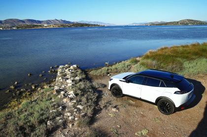 Test: Peugeot e-2008 GT 156Ps