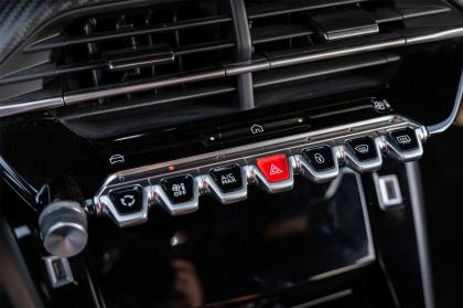 Test: Peugeot e-208 GT 156Ps