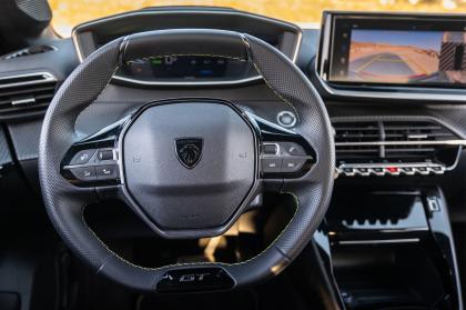 Test: Peugeot e-208 GT 156Ps