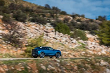 Test: Peugeot E-3008 73kWh 210Ps