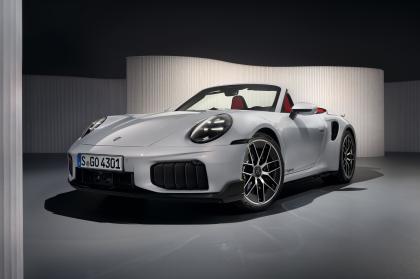 Ισχυρότερη, ταχύτερη και βαρύτερη η νέα Porsche 911 Turbo S