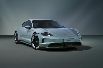 Η Porsche διευρύνει την οικογένεια της Taycan με τρεις νέες εκδόσεις