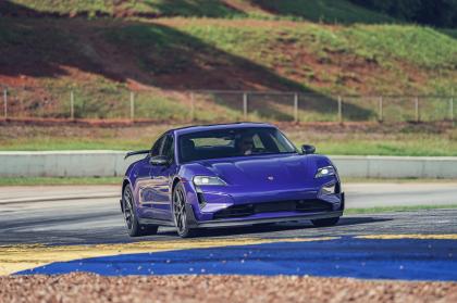 Ρεκόρ πίστας για την Porsche Taycan Turbo GT στο Road Atlanta [+video]