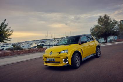 Τι αναβαθμίσεις σκοπεύει να φέρει η Renault στο 5 ενόψει του 2026;