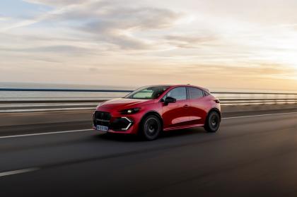 Renault Clio Eco-G 120 EDC: Υγραέριο, αυτόματο κιβώτιο και έως 1.450km αυτονομίας 