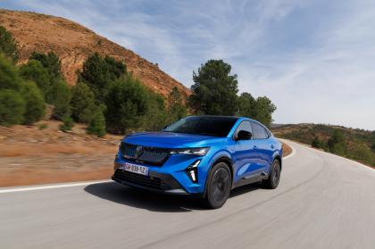 Ανακοινώθηκε η τιμή του νέου Renault Rafale E-Tech στην χώρα μας