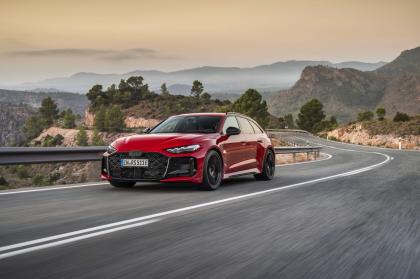 Το νέο Audi RS 5 των 639Ps έφτασε στην Ελλάδα με τιμή από 125.980 ευρώ 