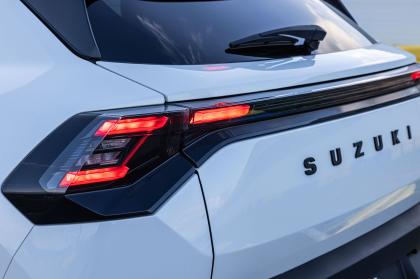 Πρώτη γνωριμία με το e Vitara, το πρώτο ηλεκτρικό μοντέλο της Suzuki