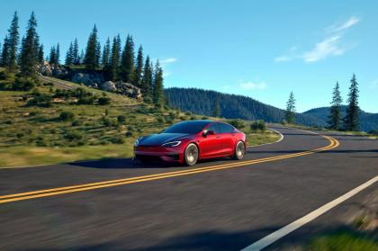 H Tesla έφερε ανανεώσεις στο Model S και Model X