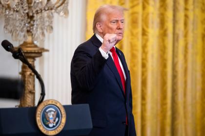 Αυστηροί δασμοί στις εισαγωγές αυτοκινήτων: Πώς επηρεάζει η νέα πολιτική των ΗΠΑ