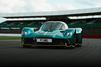 H Aston Martin Valkyrie «έσπασε» τον γύρο του Silverstone κατά 10sec