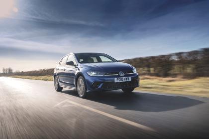 To VW Polo θα κρατήσει το θερμικό μοτέρ, έρχονται νέες υβριδικές εκδόσεις