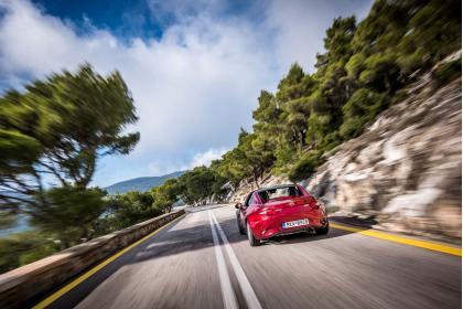 Mazda MX-5 RF 1.5 Skyactiv G 132Ps