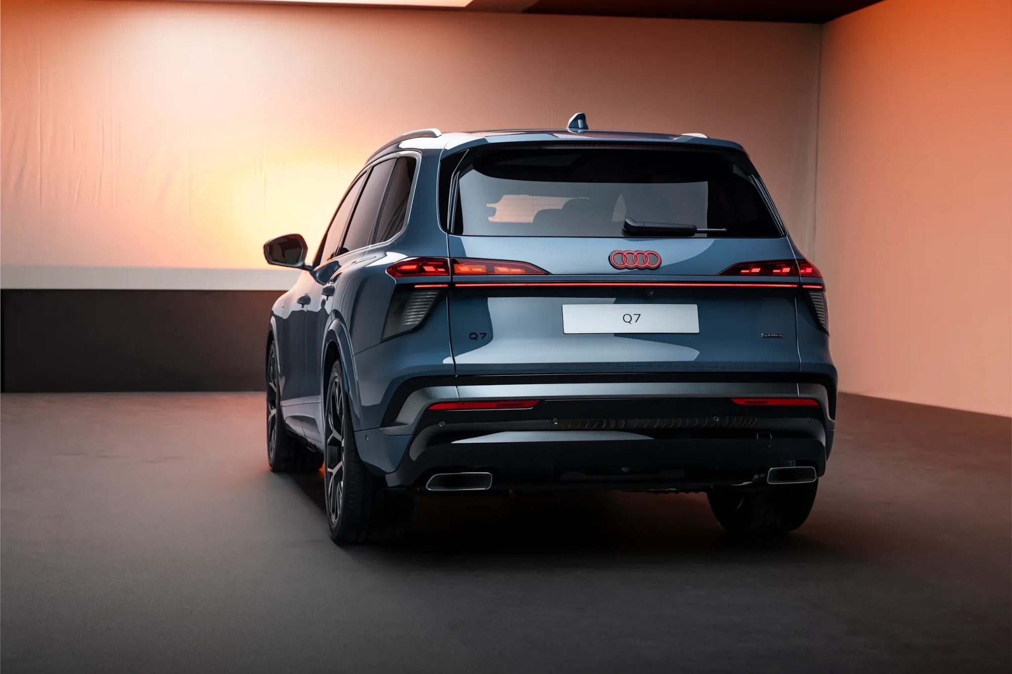 Το νέο Audi Q7 κρατά τον V6 diesel και ξεχειλίζει τεχνολογία 