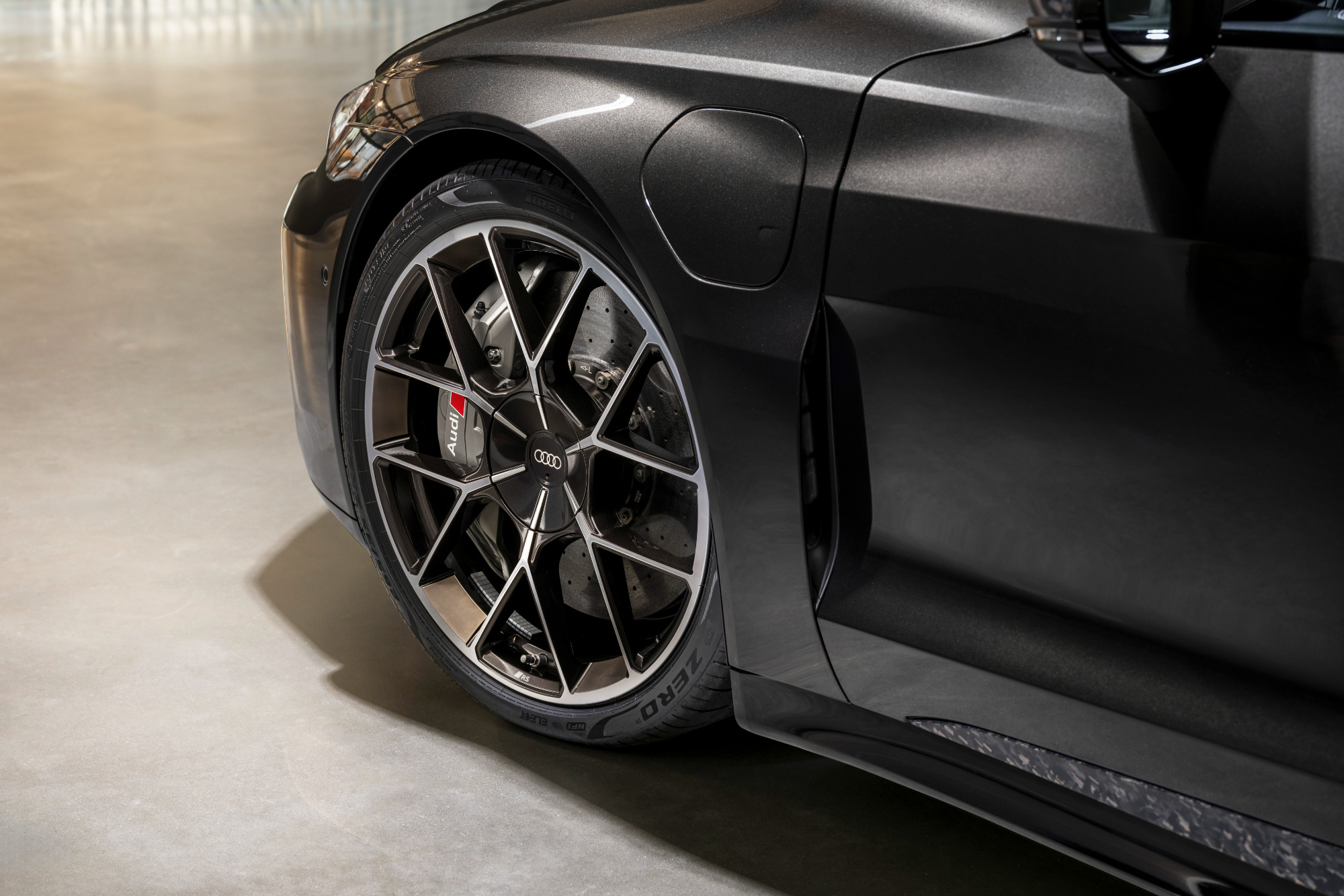  Η Audi φέρνει την Exclusive Edition στην RS e-tron GT