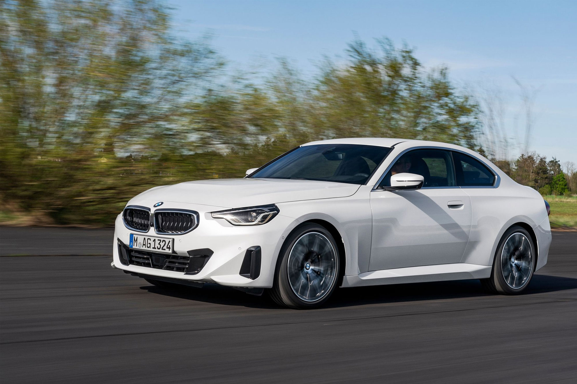 Επίσημο: η νέα BMW Σειρά 2