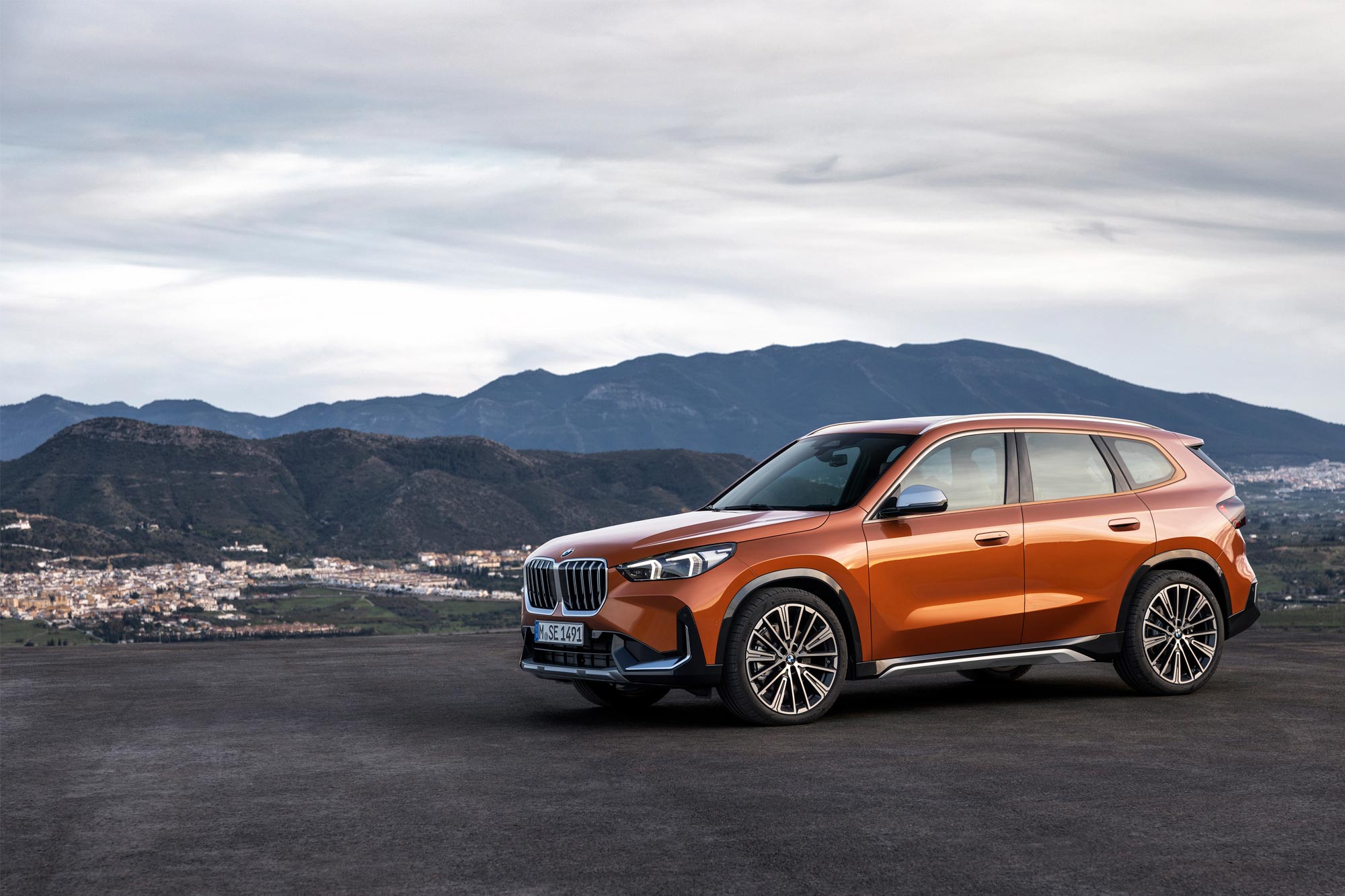 Επίσημο: Η νέα BMW X1 και η πρώτη BMW iX1