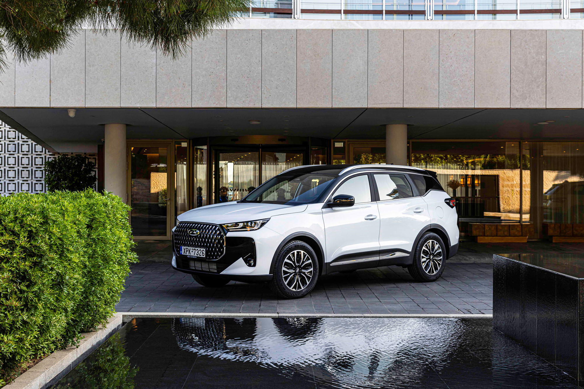 Chery: Επίσημο λανσάρισμα στην Ελλάδα με θερμικά και plug-in hybrid μοντέλα (+Τιμές)