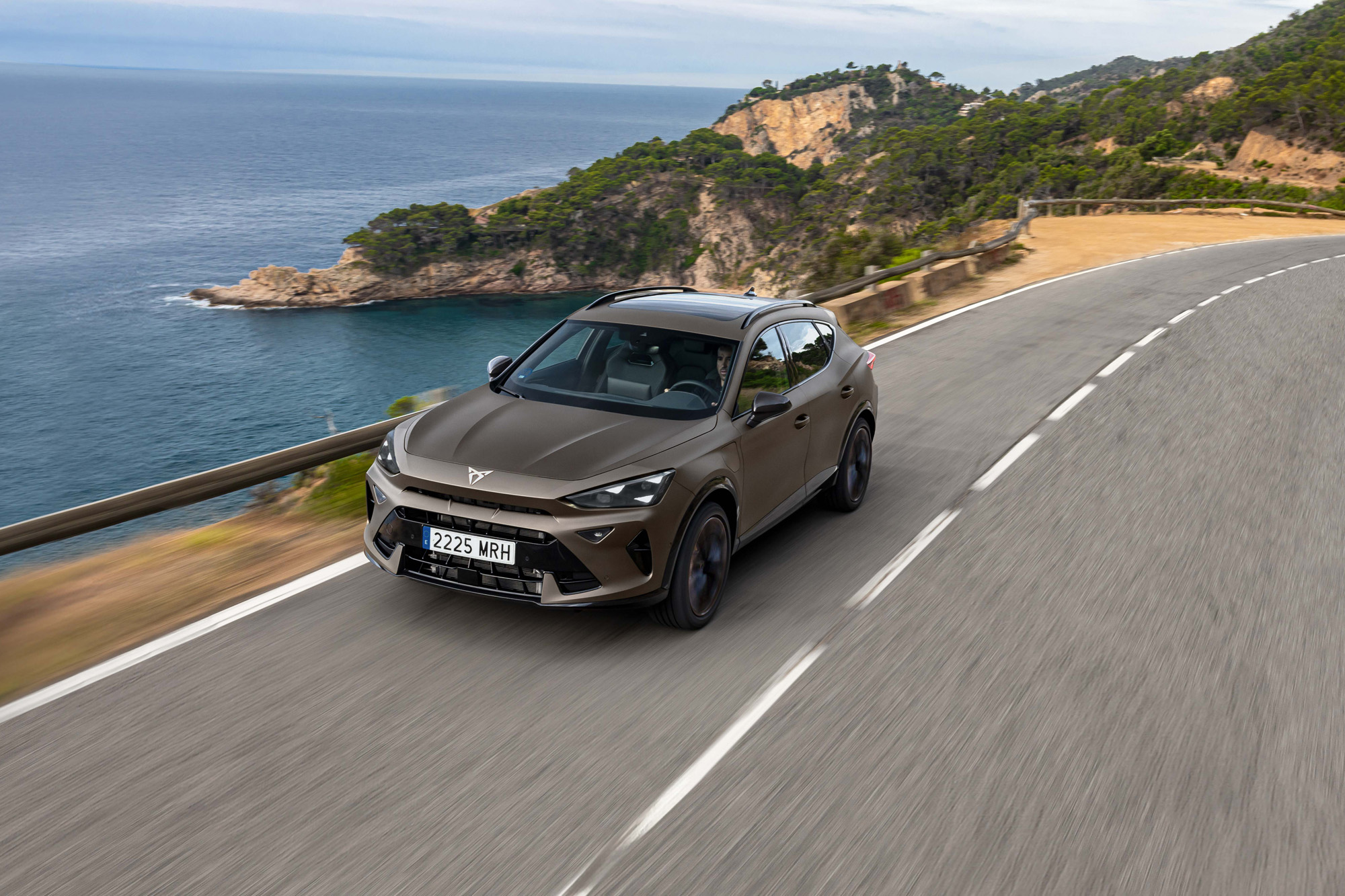 Νέα CUPRA Leon και Formentor. Δείτε τις τιμές τους στην Ελλάδα
