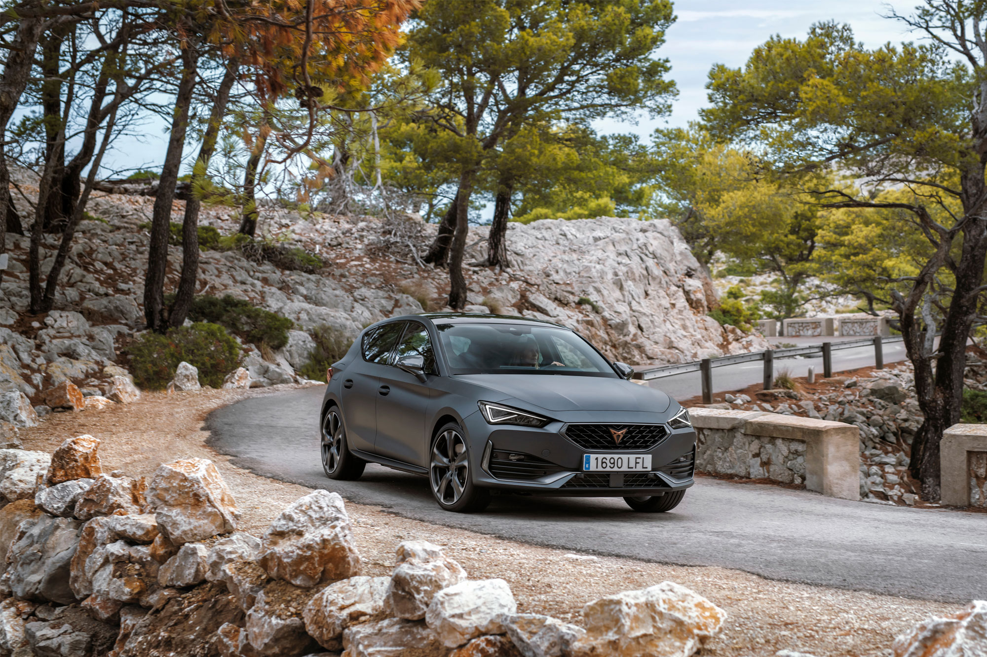 Το νέο Cupra Leon e-Hybrid ήρθε στην Ελλάδα