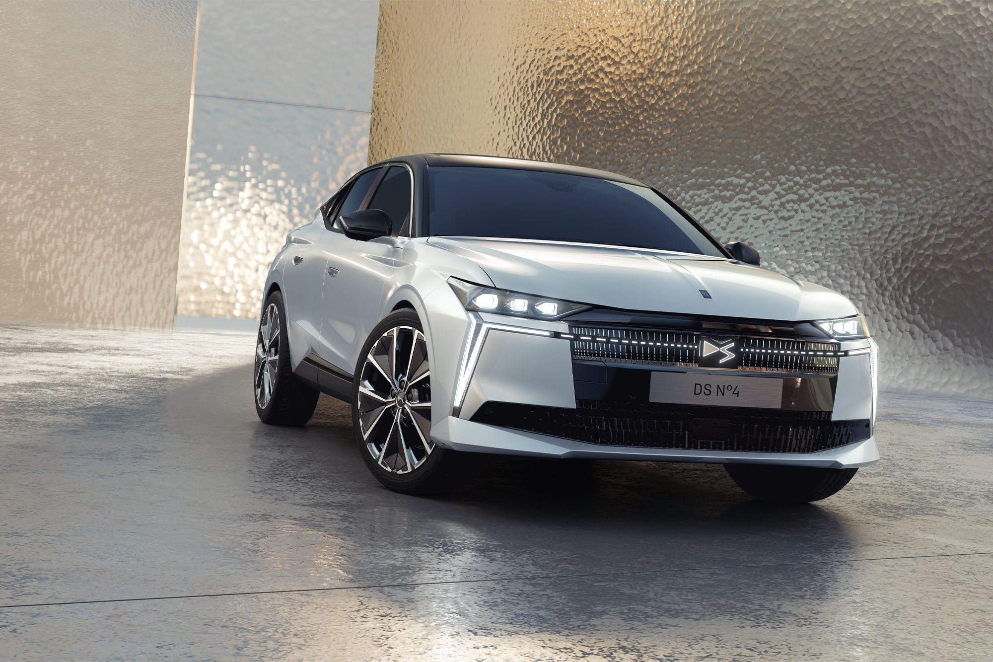H DS Automobiles ανανεώνει το DS 4 και το ονομάζει N°4