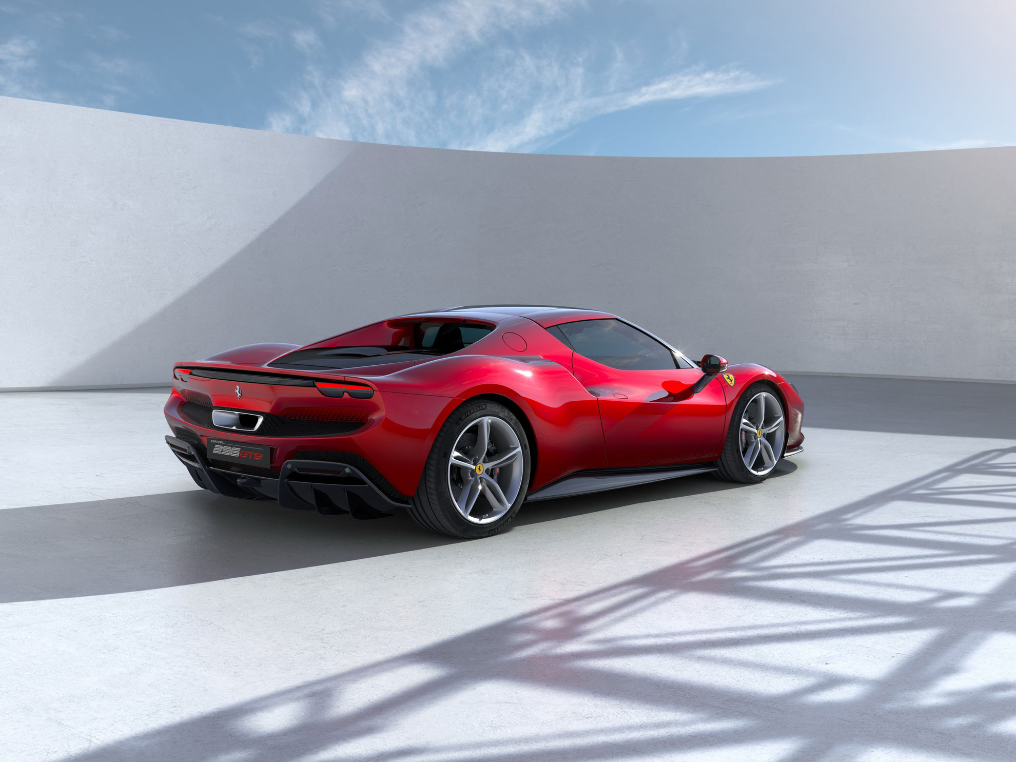 Η νέα Ferrari 296 GTB χρειάζεται 2,9sec για το 0-100km/h!