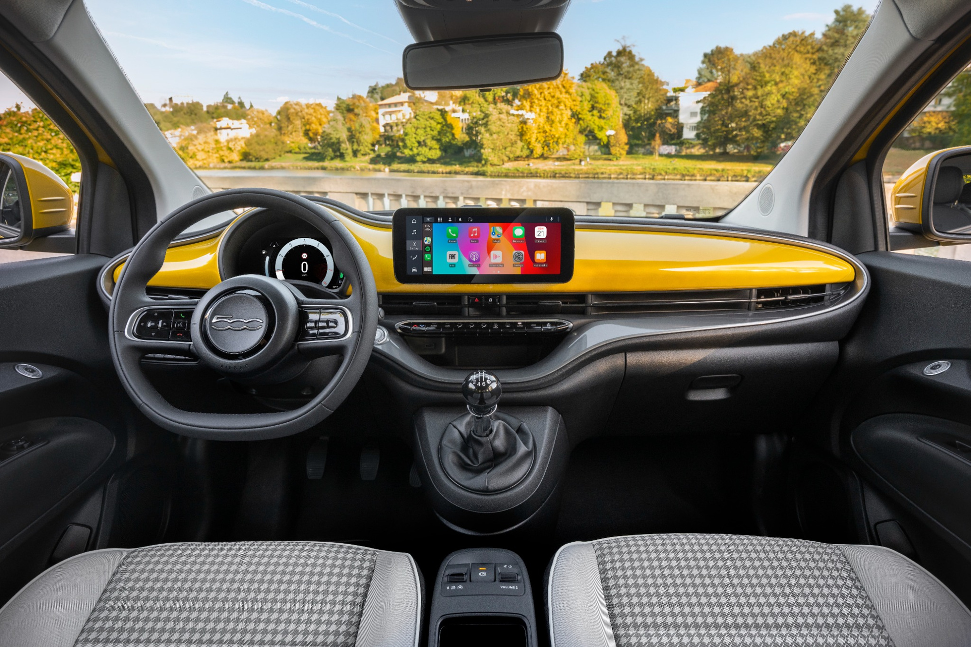 Fiat 500 Hybrid: Ξεκίνησε και στην Ελλάδα από 19.213 ευρώ 