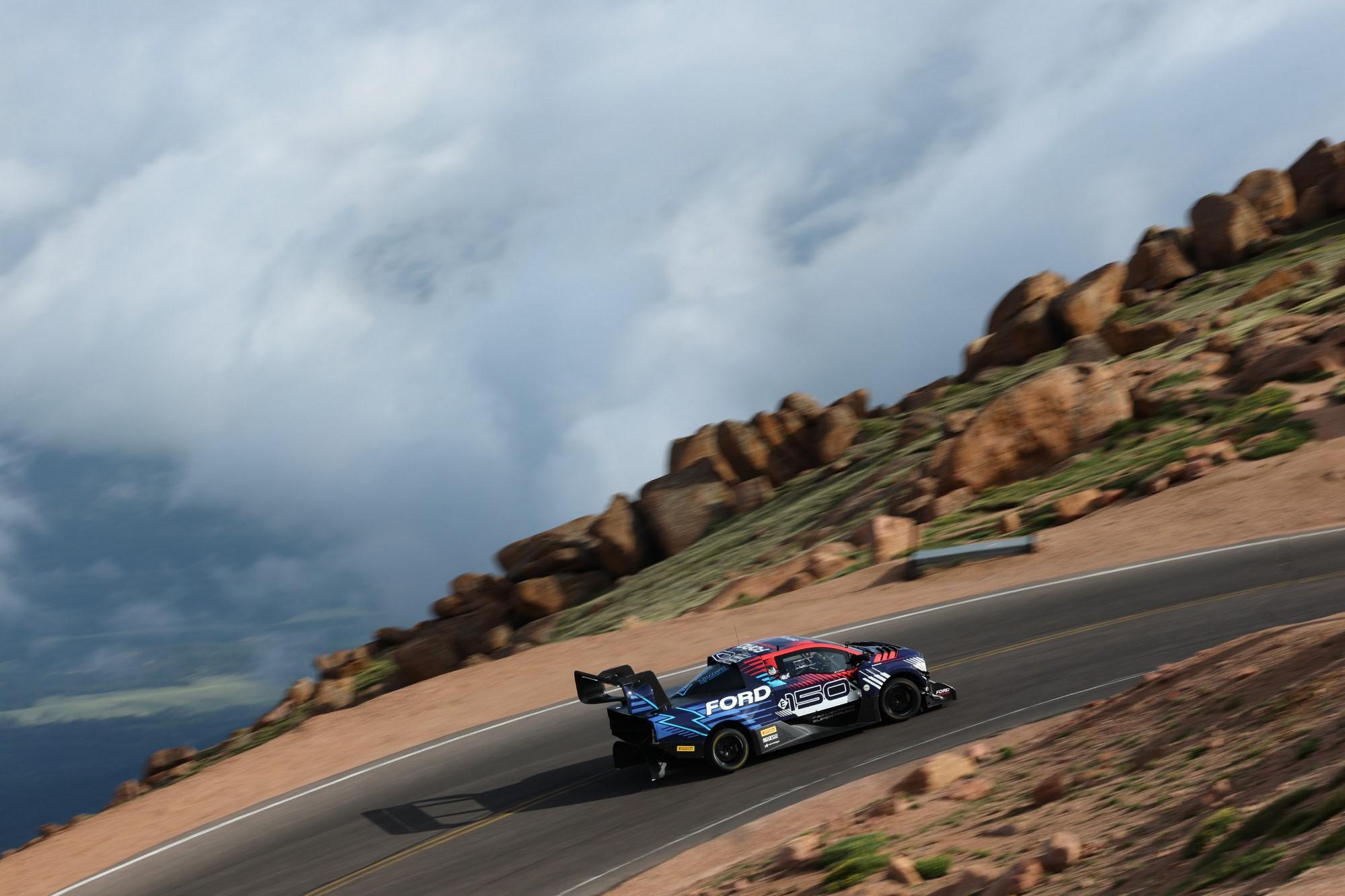 Bασιλιάς στο φετινό Pikes Peak το F-150 Lightning SuperTruck της Ford