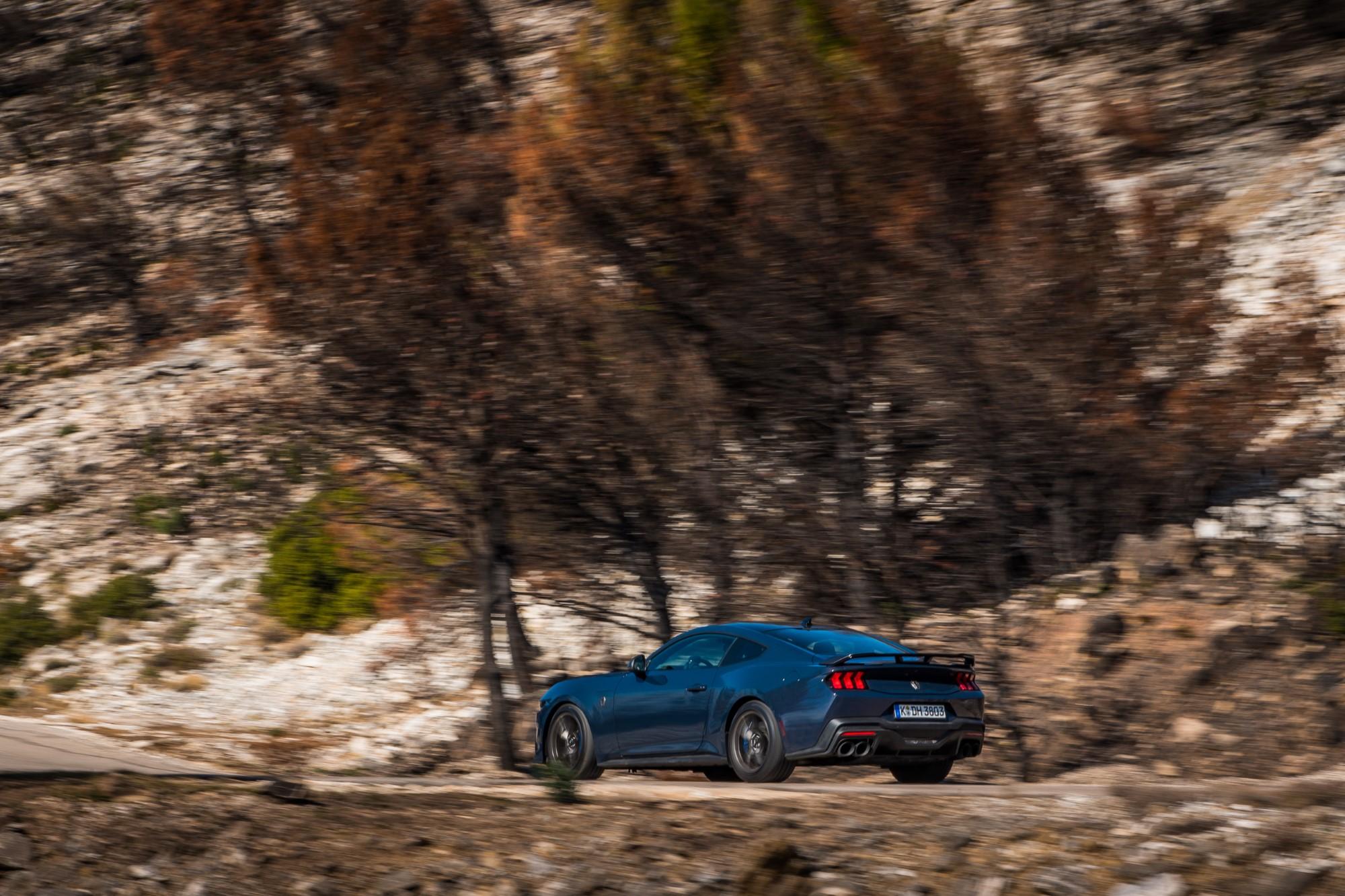 Test: Ford Mustang Dark Horse 
