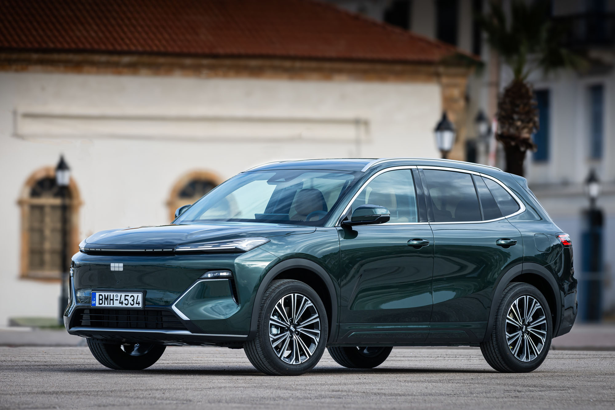Πρώτη επαφή με το νέο Geely Starray EM-i