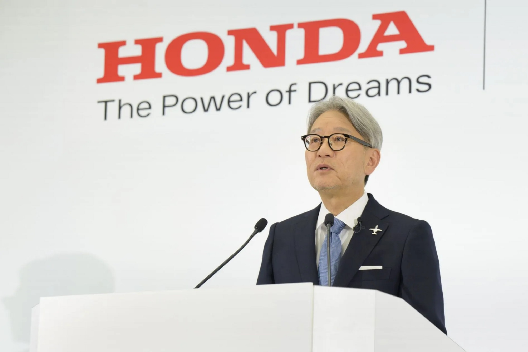 Honda: «Δεν έχουμε καμία πιθανότητα απέναντι στην Κίνα» 