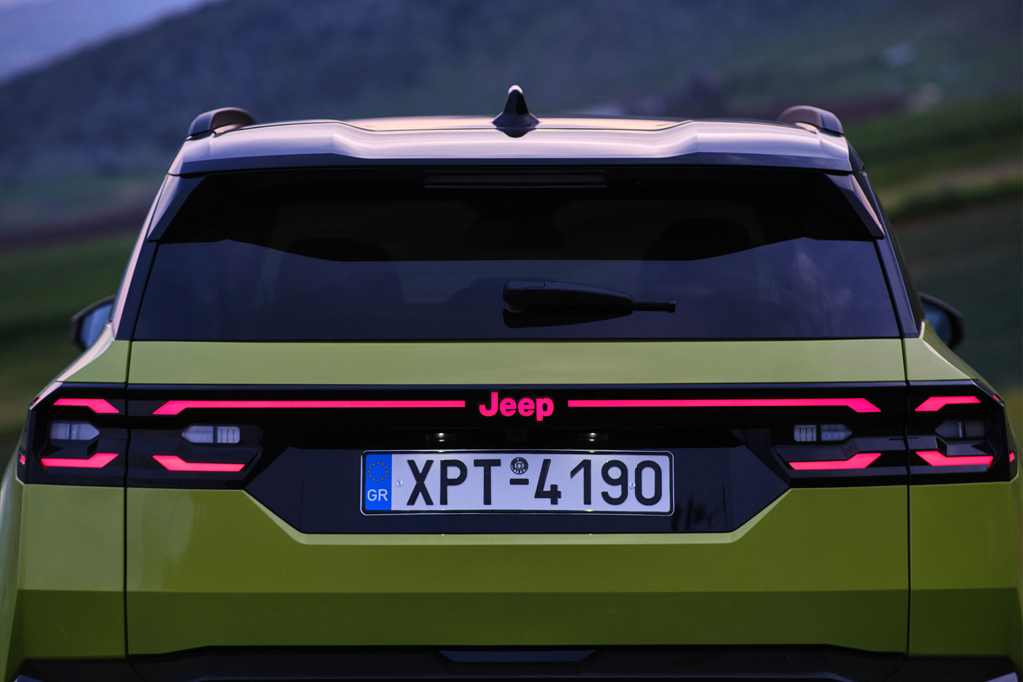 Οδηγούμε στην Ελλάδα το νέο Jeep Compass (+Τιμές)